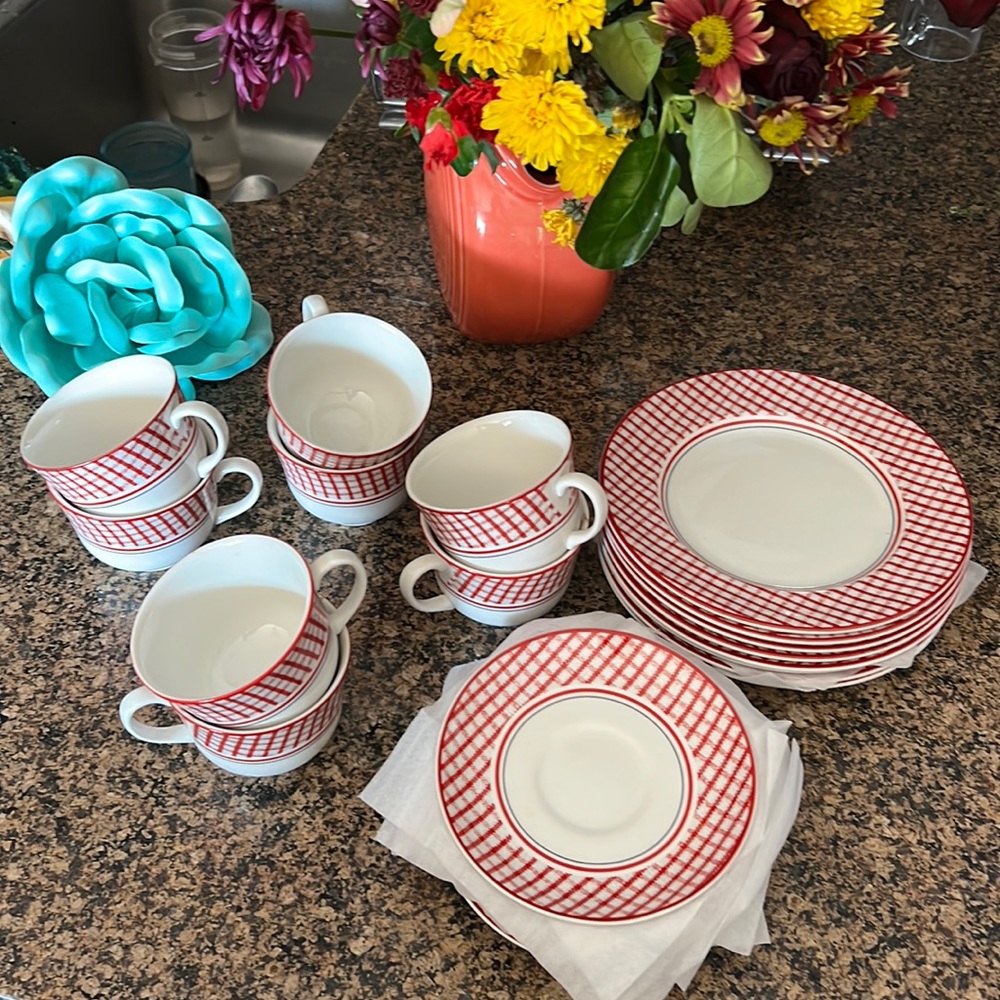 Ralph Lauren “Homestead” Wedgwood 1989 Set of 24